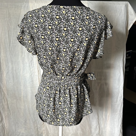 MaxStudio Blouse - Picture 2 of 5